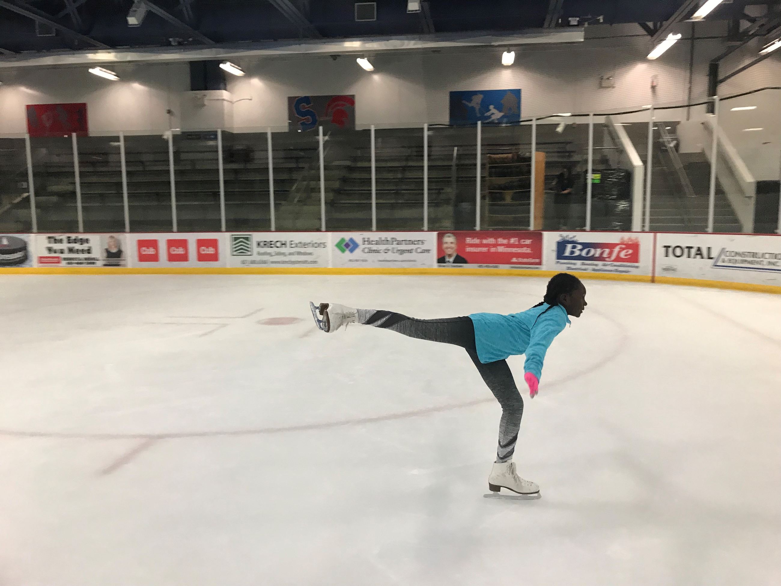 pg. 25 learn to skate figure bw