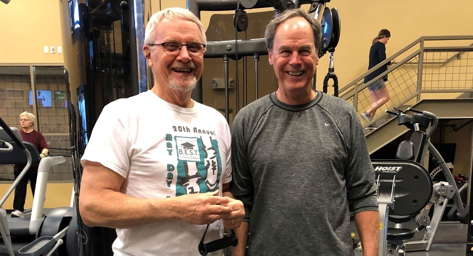 _Cover - photo in starburst for Scoop-option 2